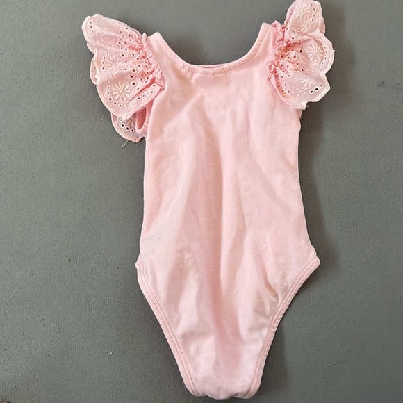 NWOT Zara Pink Eyelet Top Size 3-6 Months! - Picture 5 of 5